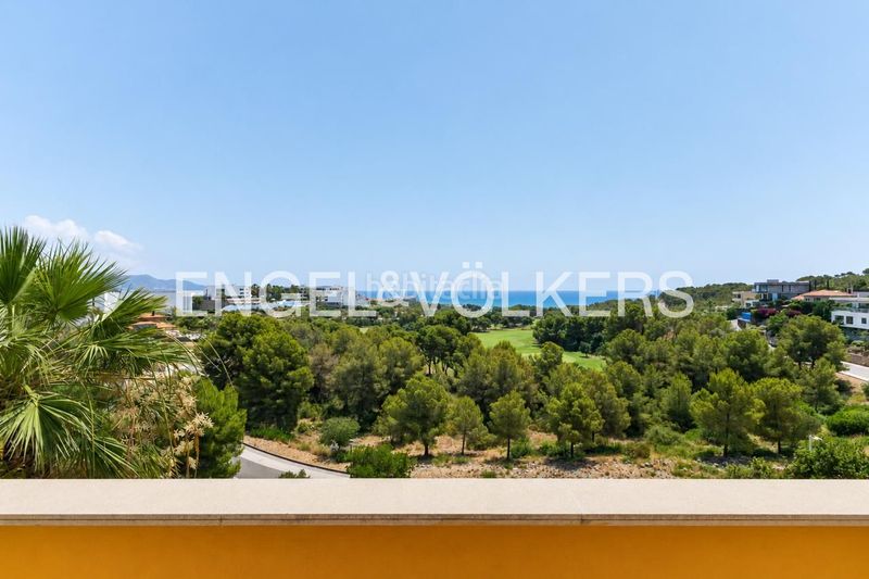 Foto d6c8f07a-8527-492f-81b5-3a7dfd35889e. Casa amb calefacció aparcament piscina a Can Girona - Terramar - Vinyet Sitges