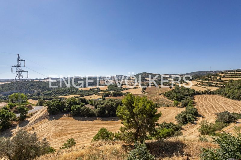 Foto 4fe93ef3-68d0-4307-8296-1189015537cd. Casa amb calefacció aparcament piscina a Calonge de Segarra