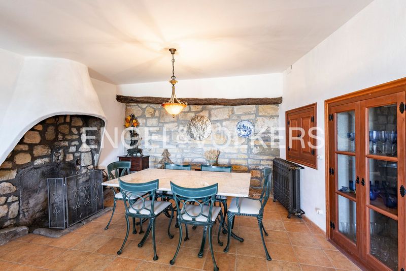 Foto ba9a750b-8bfe-4f72-b5e8-ec932297b989. Casa amb calefacció aparcament piscina a Calonge de Segarra