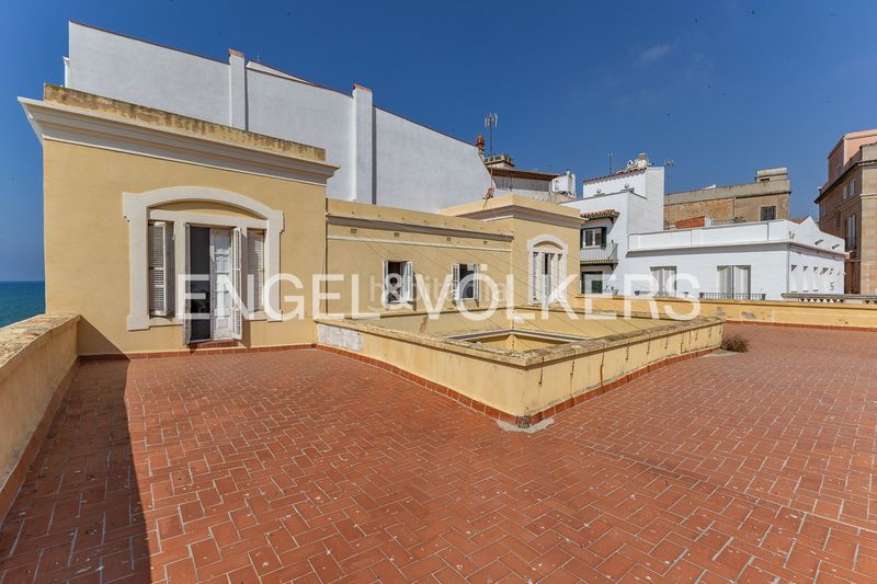 Foto f2c2ba34-715b-4905-a5ff-67bd8fc3e2f0. Xalet amb calefacció aparcament a Centre Sitges