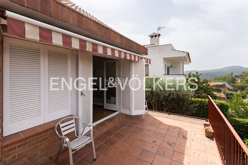 Foto 563077cb-792f-40b0-8f8a-733a134e17a1. Casa amb calefacció aparcament a Sant Iscle de Vallalta