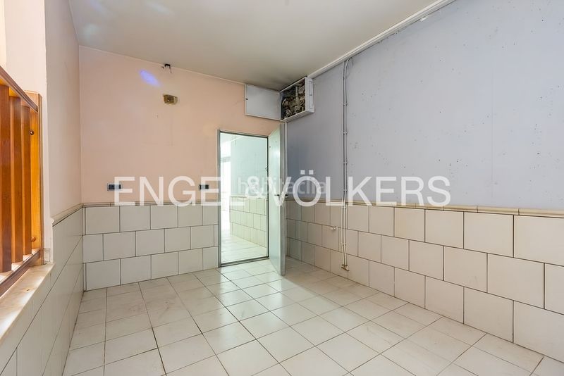 Foto 877ee86f-3c2c-4e30-b3d8-f734f7e8e3e8. Casa amb calefacció aparcament piscina a Eixample - Can Bogunyà Castellar del Vallès