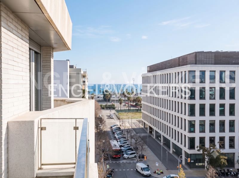 Foto d5cbe22d-0382-47b0-8f70-a4ad5d83cf01. Pis amb calefacció aparcament a Poblenou Barcelona