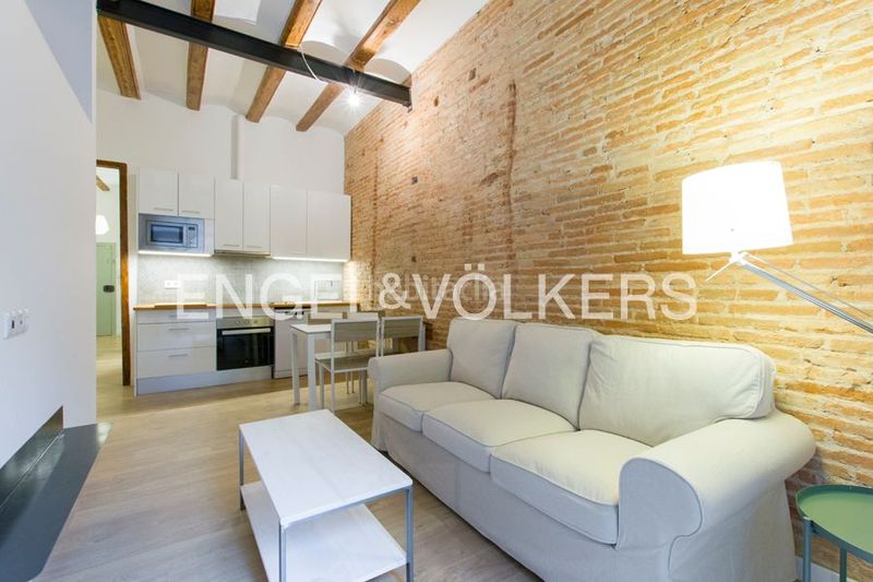 Foto 46d54231-b369-4103-a743-4143ea20222b. Pis amb calefacció a Raval Barcelona