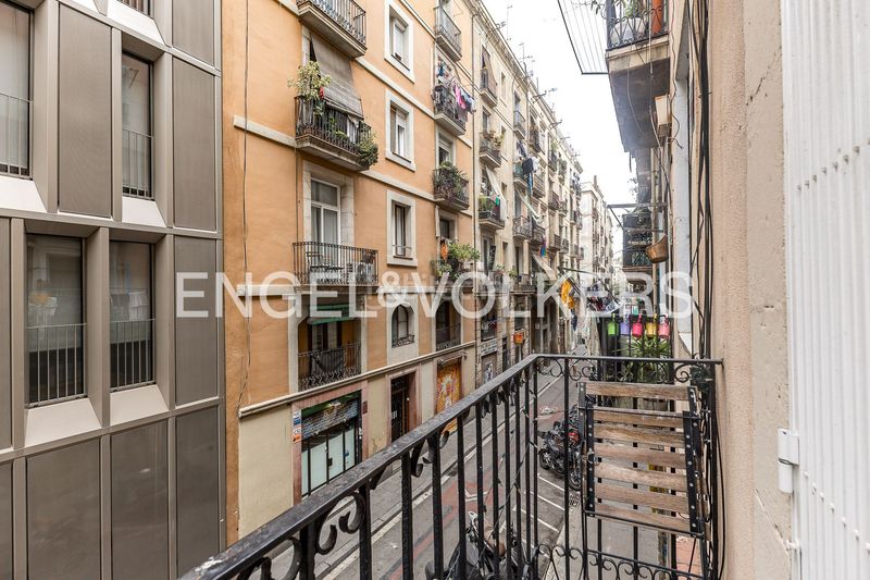 Foto 7cb9d9e1-a573-4f5d-8d02-d79e39732065. Pis amb calefacció a Raval Barcelona