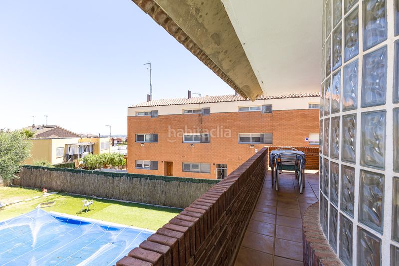 Foto 3034f10a-cd20-4211-984b-4b16e5596b5f. Casa amb calefacció aparcament piscina a Torrent Ballester Viladecans