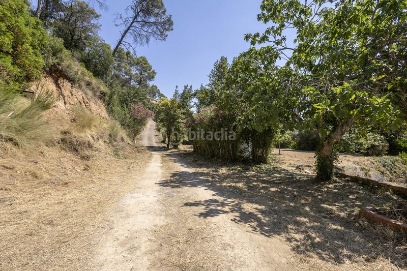 Foto 1623bf4c-3cc0-440c-8014-96d31cb83304. Casa amb calefacció aparcament a Torrelles de Llobregat
