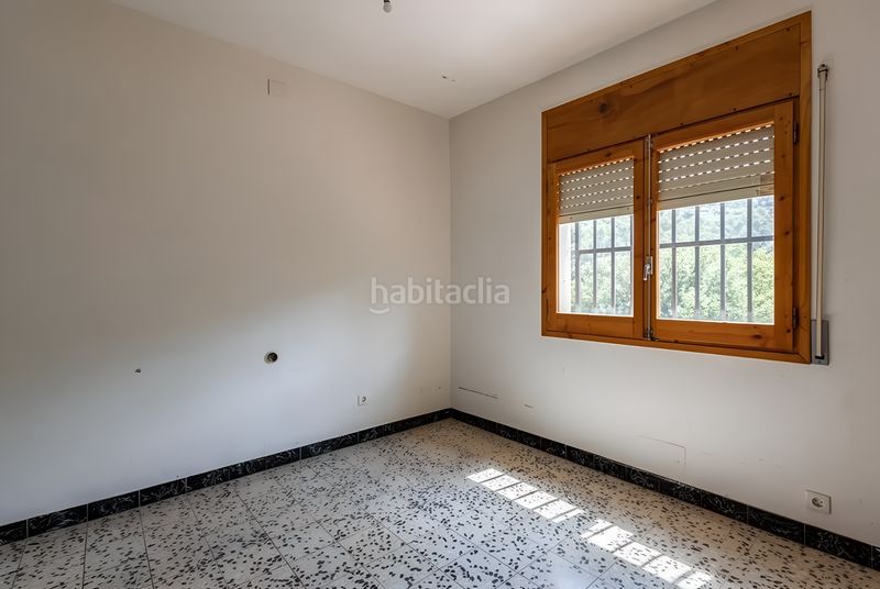 Foto 28d87e75-86f4-4f1b-ac76-bd738297abbf. Casa amb calefacció aparcament a Torrelles de Llobregat