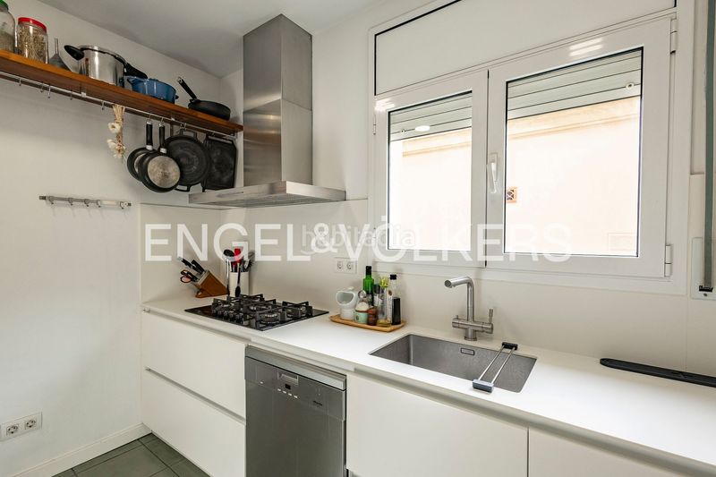 Foto db14544a-b9ab-45a1-be99-d17d75cf9826. Apartamento casa con espacios independientes en la miranda en Sant Just Desvern