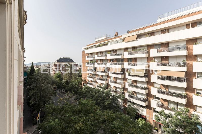 Foto 4d3f21eb-c4b7-481a-83ab-b3c4e263b43f. Pis amb calefacció aparcament a Sant Gervasi - Bonanova Barcelona