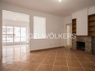 Lloguer Pis a Putget - Farró. Luminosa vivienda esquinera junto a tenis barcino