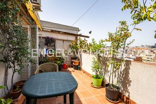 Penthouse in Collblanc. Ático con terraza privada de 15m2 en collblanc