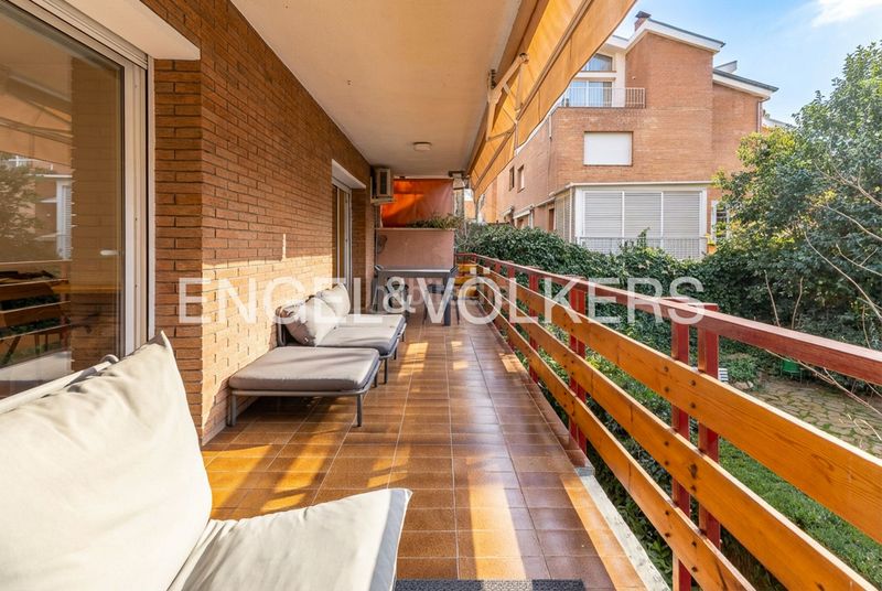 Foto 2a83fcf2-334e-4fc3-943b-0ef29cad47c7. Pis amb calefacció piscina a Eixample Sant Cugat del Vallès