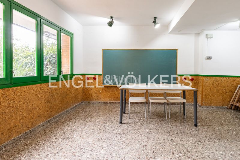 Foto d69cfa66-3f00-4c33-adbe-203e152c4dd8. Pis amb calefacció piscina a Eixample Sant Cugat del Vallès