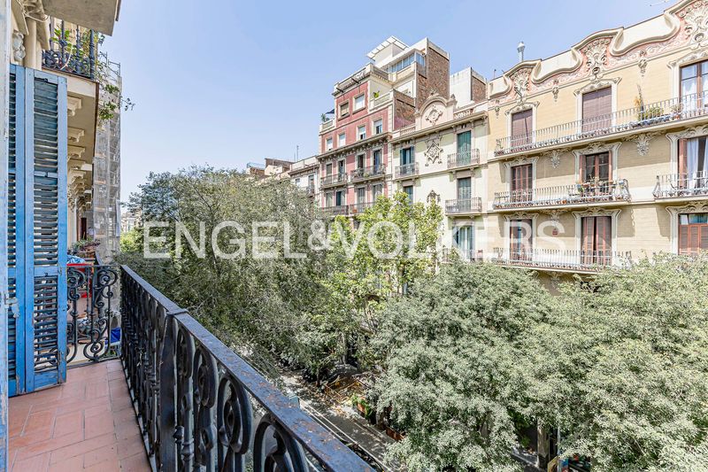 Foto 0f4cc18f-a958-41e6-a132-4afadfc062c2. Pis amb calefacció a Dreta de l´Eixample Barcelona