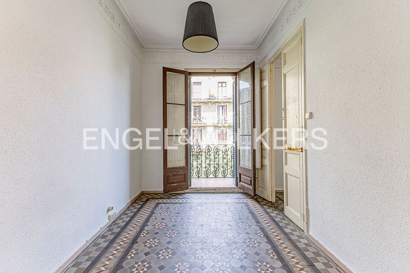 Foto d82ae2fe-7c6d-481a-8b96-5903c9d02db4. Pis amb calefacció a Dreta de l´Eixample Barcelona