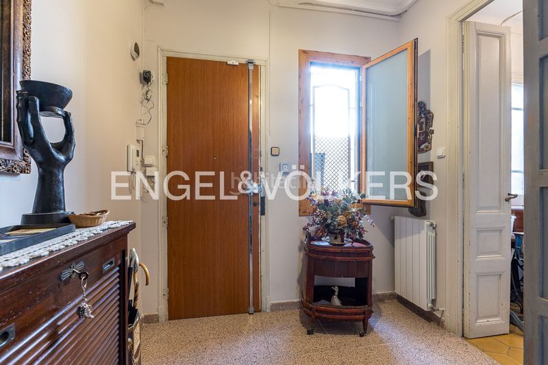 Foto 9c90e133-92af-4650-9e70-ffc1e2e47078. Àtic amb calefacció a Dreta de l´Eixample Barcelona