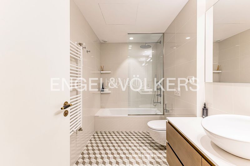 Foto 4f33e147-d230-4b6b-855a-642d289eba67. Pis amb calefacció piscina a Dreta de l´Eixample Barcelona
