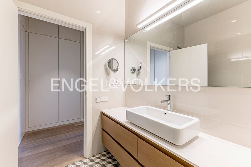 Foto 5fbfef98-365d-44de-b5f7-15a07c6a280c. Pis amb calefacció piscina a Dreta de l´Eixample Barcelona