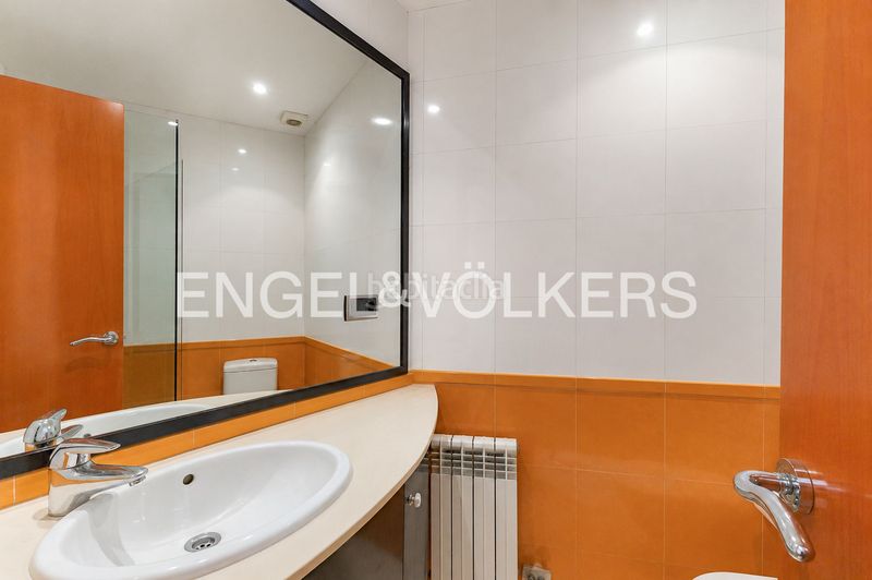 Foto 099e891a-3095-4273-81f7-45887edd52c4. Casa amb calefacció aparcament piscina a Califòrnia-Santa Madrona Masnou (El)