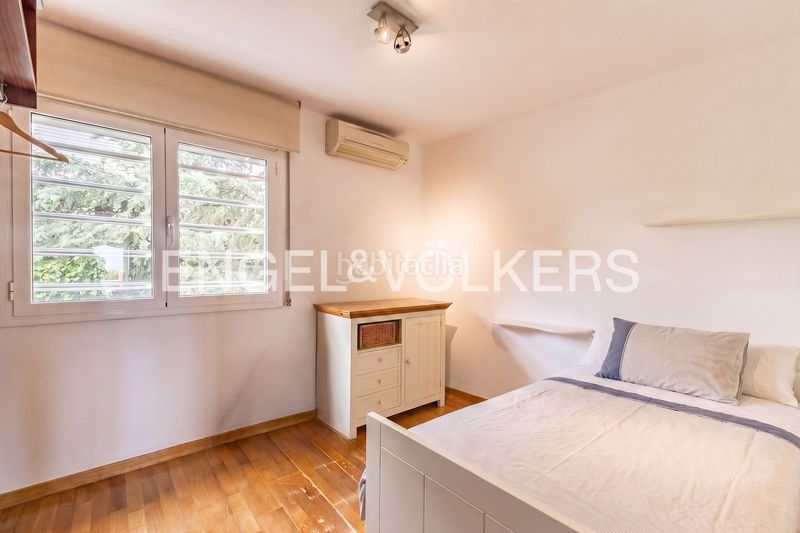 Foto b28d71ba-39ba-46fa-99dd-63ddd483d1ed. Casa amb calefacció aparcament piscina a Califòrnia-Santa Madrona Masnou (El)
