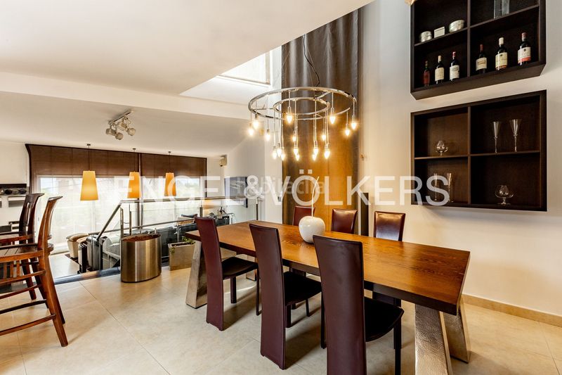 Foto f5e823a9-a93b-449a-8760-bfd80086a013. Casa amb calefacció aparcament piscina a Califòrnia-Santa Madrona Masnou (El)
