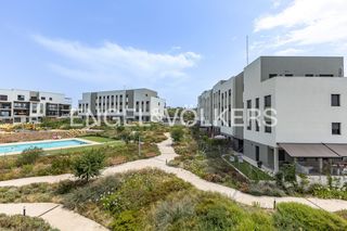 Pis a Masia Nova-Solicrup. Piso de obra reciente con terraza, piscina y parking en sant joa