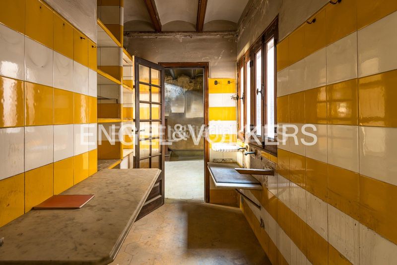 Foto 4acfce48-e970-4504-8516-a75e70b8dd14. Àtic amb calefacció a Dreta de l´Eixample Barcelona
