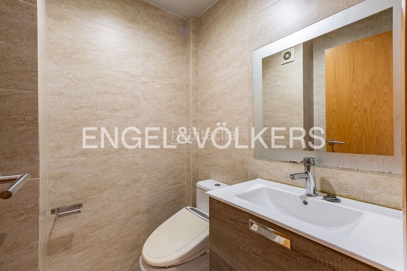 Foto 4537da33-1798-44b7-ab0d-3f3eed08987d. Casa adossada amb calefacció aparcament a Gràcia Sabadell