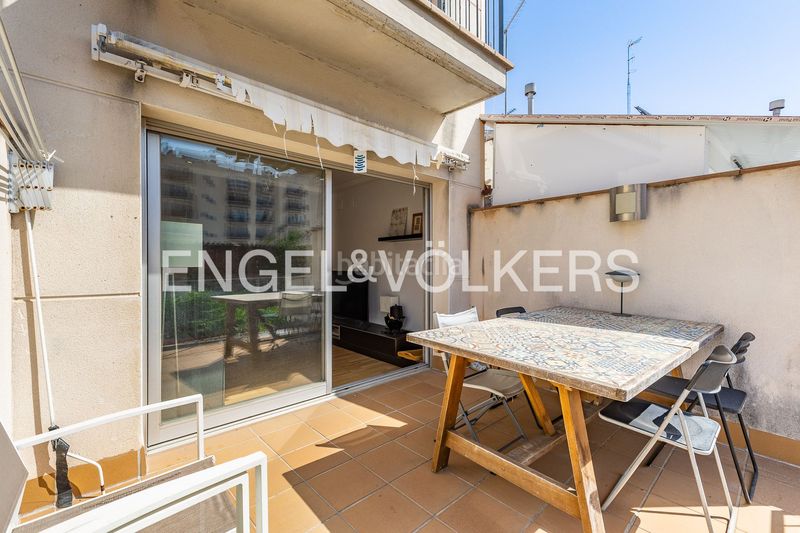 Foto fbef18ba-2a6c-46c3-b10e-03ab90a2b8d2. Casa adossada amb calefacció aparcament a Gràcia Sabadell