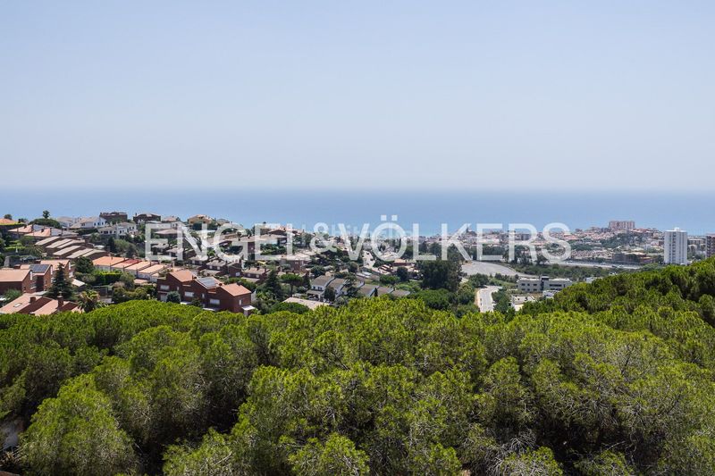 Foto 53269240-e4f6-42ec-84bd-43117a38d43a. Casa amb calefacció aparcament piscina a Teià