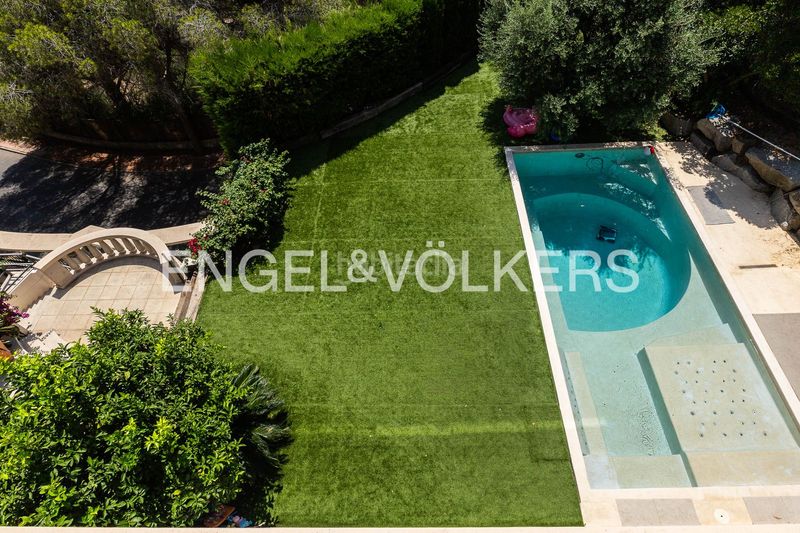 Foto 96fb58c7-af83-4312-8617-6e354f790d75. Casa amb calefacció aparcament piscina a Teià