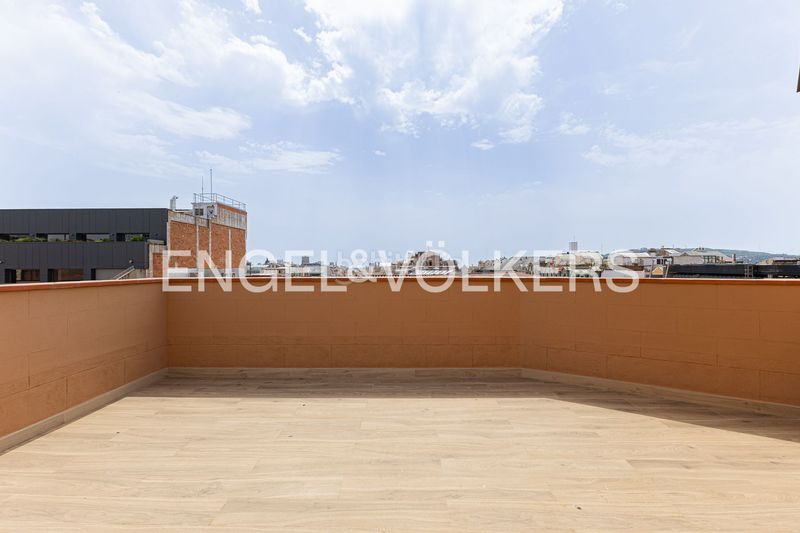 Foto 449e6b68-9e83-4d6c-a56d-aaf4c8bbf805. Àtic amb calefacció a Dreta de l´Eixample Barcelona