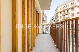 Lloguer Pis a El Poble Sec - Parc de Montjuïc. Piso obra nueva con terraza privada en poble sec