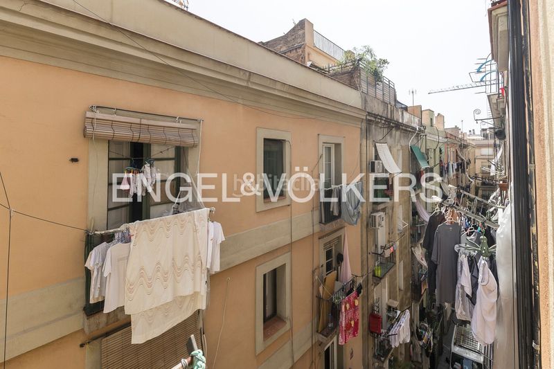 Foto d105e464-055f-4e3f-91c5-a4cafba35c98. Àtic amb calefacció a Raval Barcelona