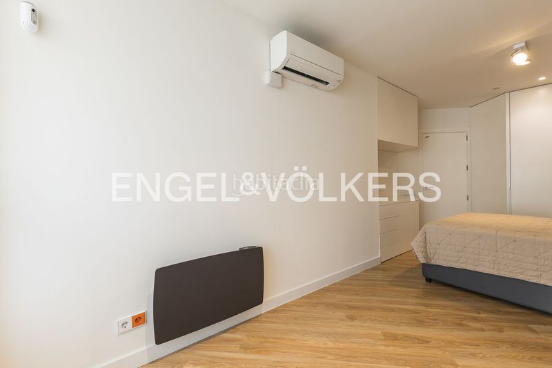 Foto da9a50ef-6d0f-403b-92fc-93ff69d88ec3. Pis amb calefacció a La Nova Esquerra de l´Eixample Barcelona