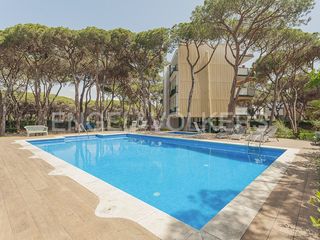 Rent Flat in Gava Mar. Apartamento junto al mar