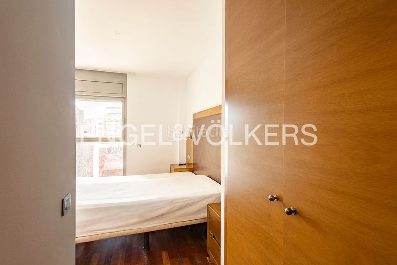 Foto 2ee5d7e6-61c0-403b-9800-04b41fee007f. Pis amb calefacció aparcament a Sagrada Família Barcelona