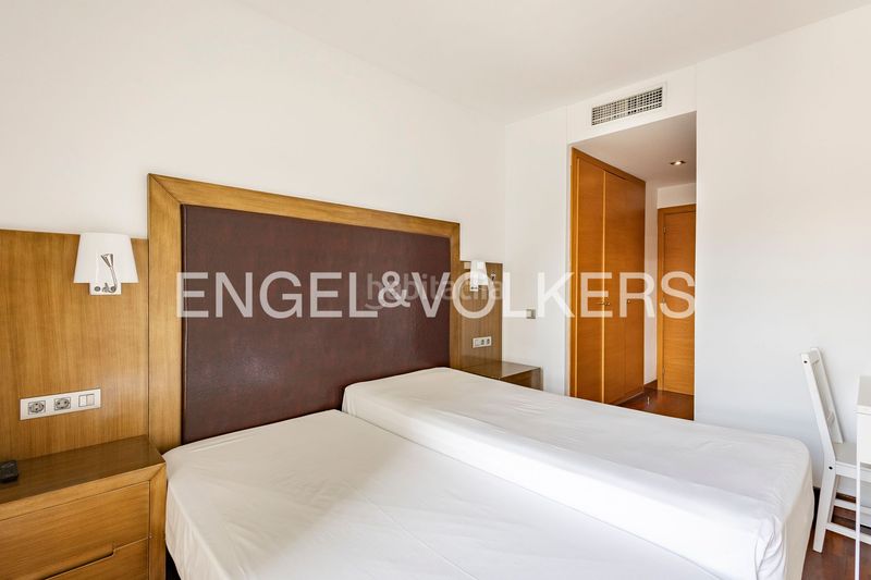 Foto d8813b04-59af-47b2-b51b-d2f704a1c172. Pis amb calefacció aparcament a Sagrada Família Barcelona