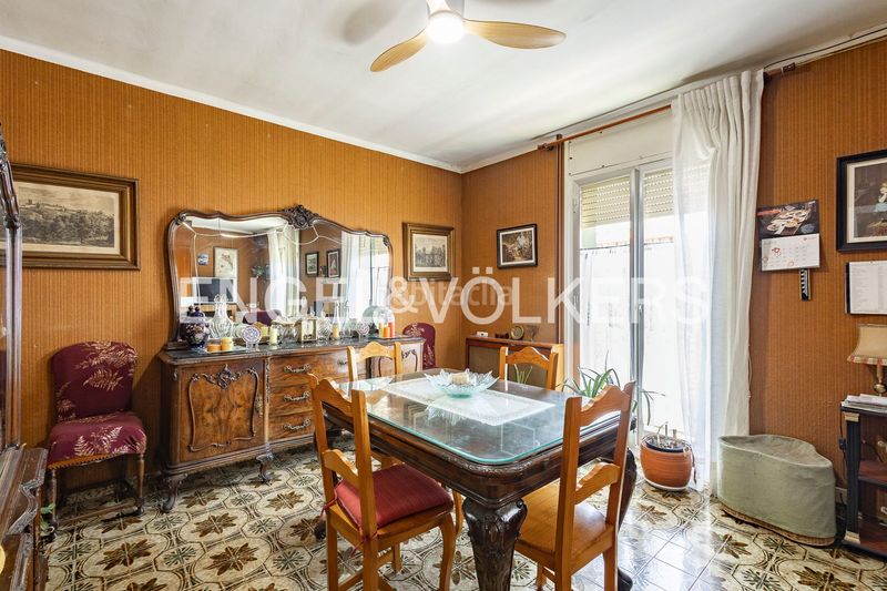 Foto a7af4509-ad52-427b-bd93-4a358296908f. Casa adossada amb calefacció a Calaf