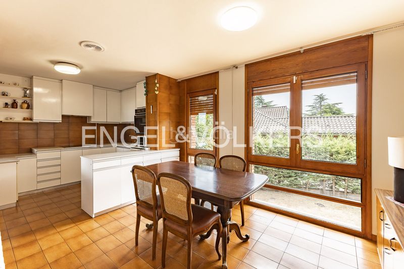 Foto 4ba80566-9fdb-4300-bd9f-f6f998ba8947. Casa amb calefacció a Manlleu