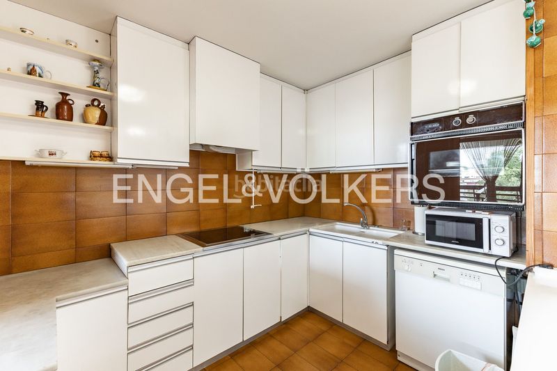 Foto 967a1700-2a43-4138-8855-21bb4ae41540. Casa amb calefacció a Manlleu