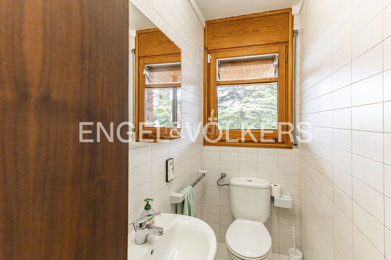 Foto d932f575-0062-4890-a277-ebab1672039a. Casa amb calefacció a Manlleu