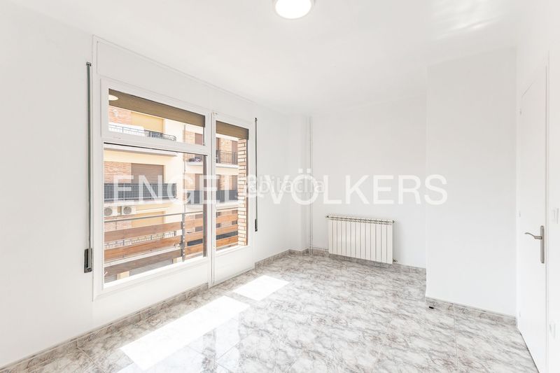 Foto 4f497860-781a-466a-b2b0-70d1cad28703. Casa adossada amb calefacció a Torelló