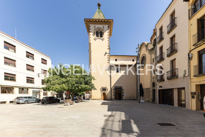 Foto 54d94ffe-8393-4dfc-85c0-ee0f259e9622. Casa adossada amb calefacció a Torelló