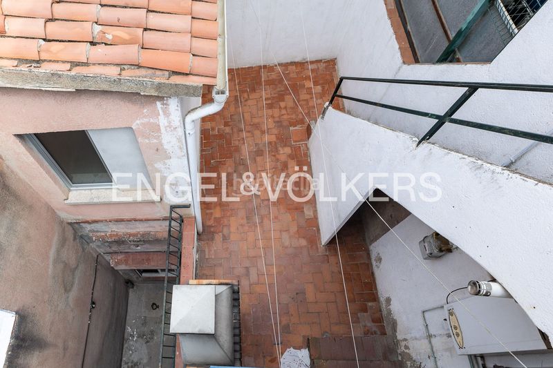 Foto 90225e0e-e68f-49a0-a711-bf08f4450b06. Casa adossada amb calefacció aparcament a Can Rull Sabadell