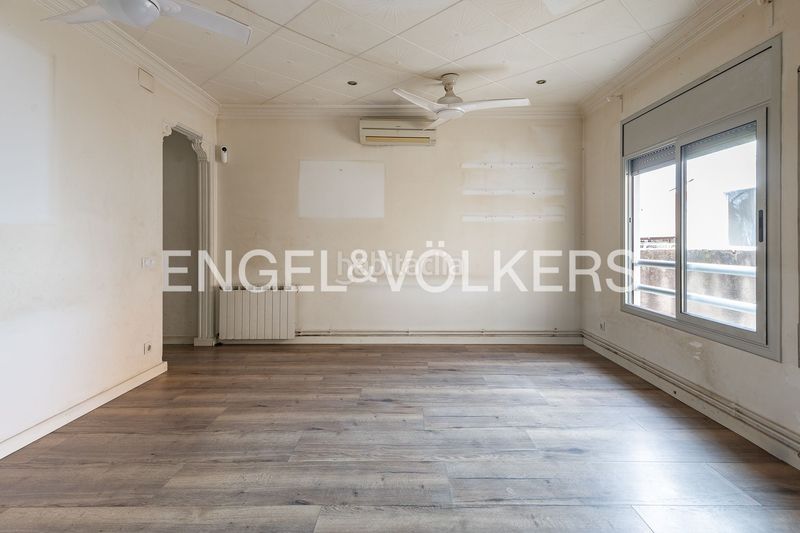 Foto ec650d58-3d7b-4add-b694-f2ced3b89900. Casa adossada amb calefacció aparcament a Can Rull Sabadell