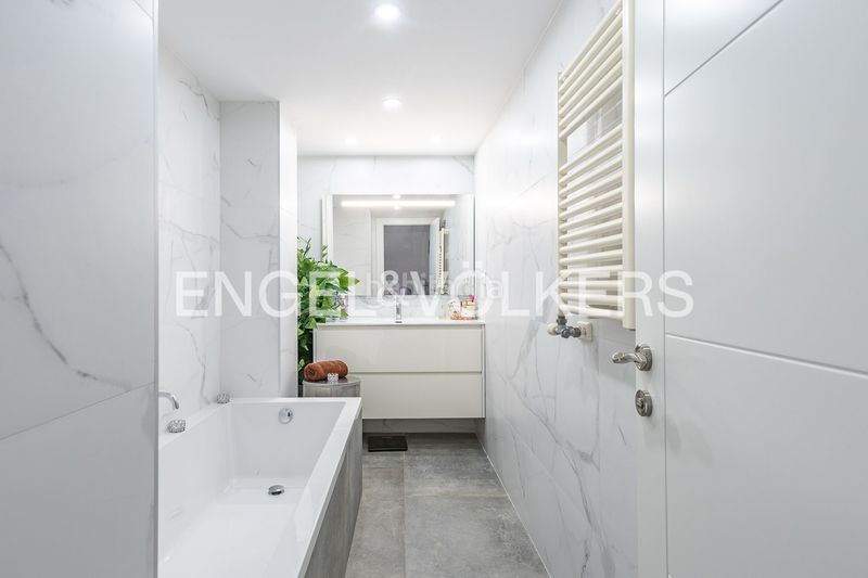 Foto 5a11209c-c3b7-4749-8ad6-b610b81a70c2. Planta baixa amb calefacció aparcament piscina a Terrassa