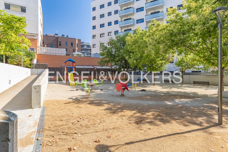 Foto 824c74ff-ceb7-40e9-94d2-ff6a79800718. Planta baixa amb calefacció aparcament piscina a Terrassa
