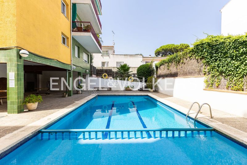 Foto f7039374-d864-4806-8a55-c9d53a958c29. Pis amb calefacció piscina a Centre Sant Andreu de Llavaneres